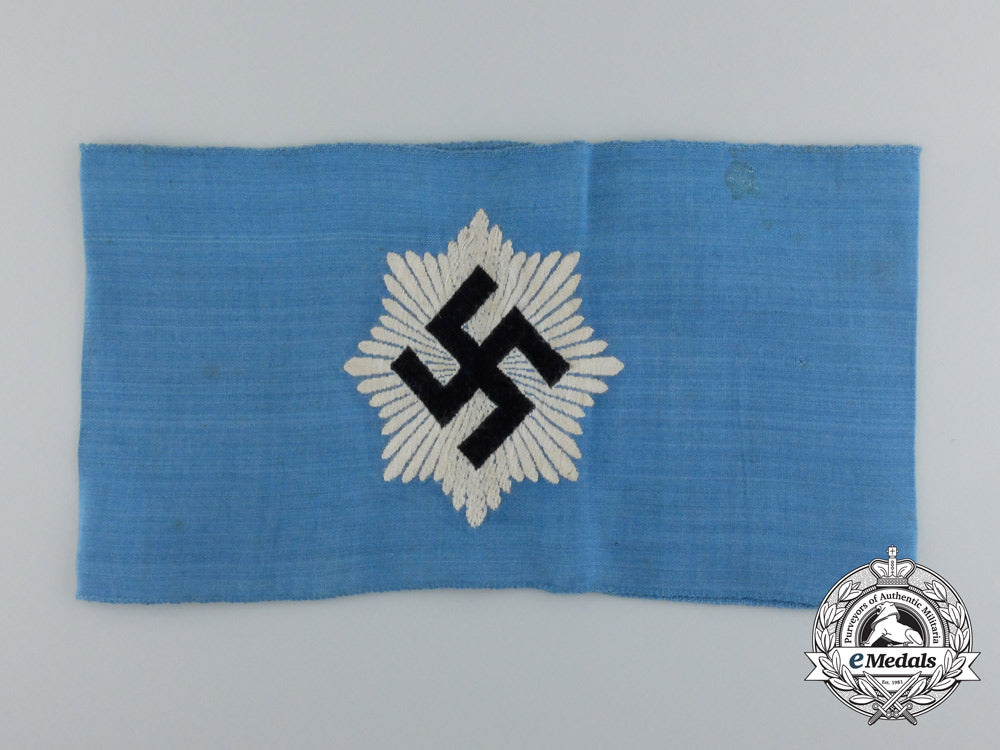 germany,_rlb._an_air_raid_protection_member’s_armband_e_3529