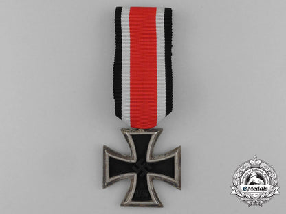 an_iron_cross1939_second_class_by_j.e_hammer&_söhne_in_its_original_packet_of_issue_e_3618