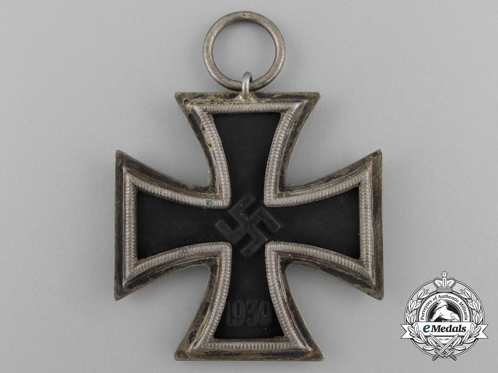 an_iron_cross1939_second_class_by_j.e_hammer&_söhne_in_its_original_packet_of_issue_e_3619