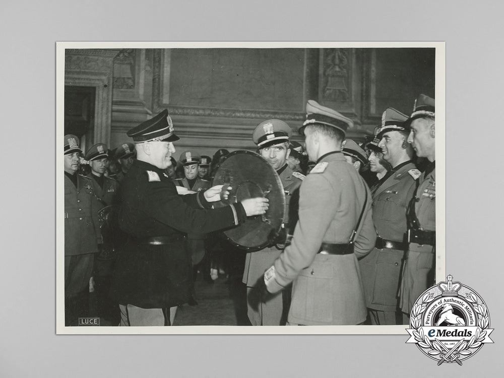 three_large1930'_s_mussolini_press_photographs_e_3716