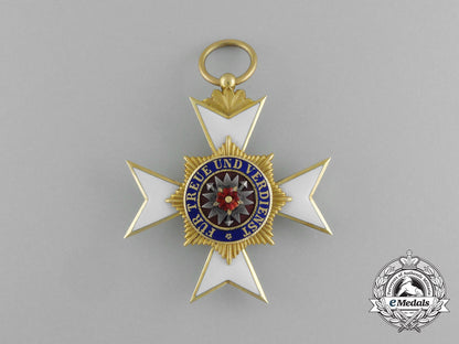 a_house_order_of_schaumburg-_lippe_honour_cross_in_gold;3_rd_class_e_4162