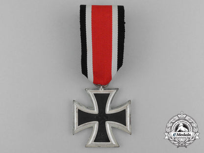 a_mint_iron_cross1939_second_class_by_gustav_brehmer_of_markneukirchen_e_4197