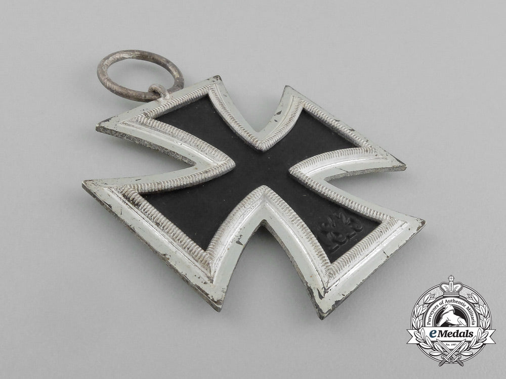 a_mint_iron_cross1939_second_class_by_gustav_brehmer_of_markneukirchen_e_4202