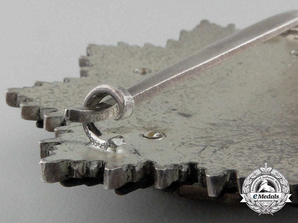 a_scarce_german_cross_in_silver_by_deschler;_heavy_version_with_case_e_4280