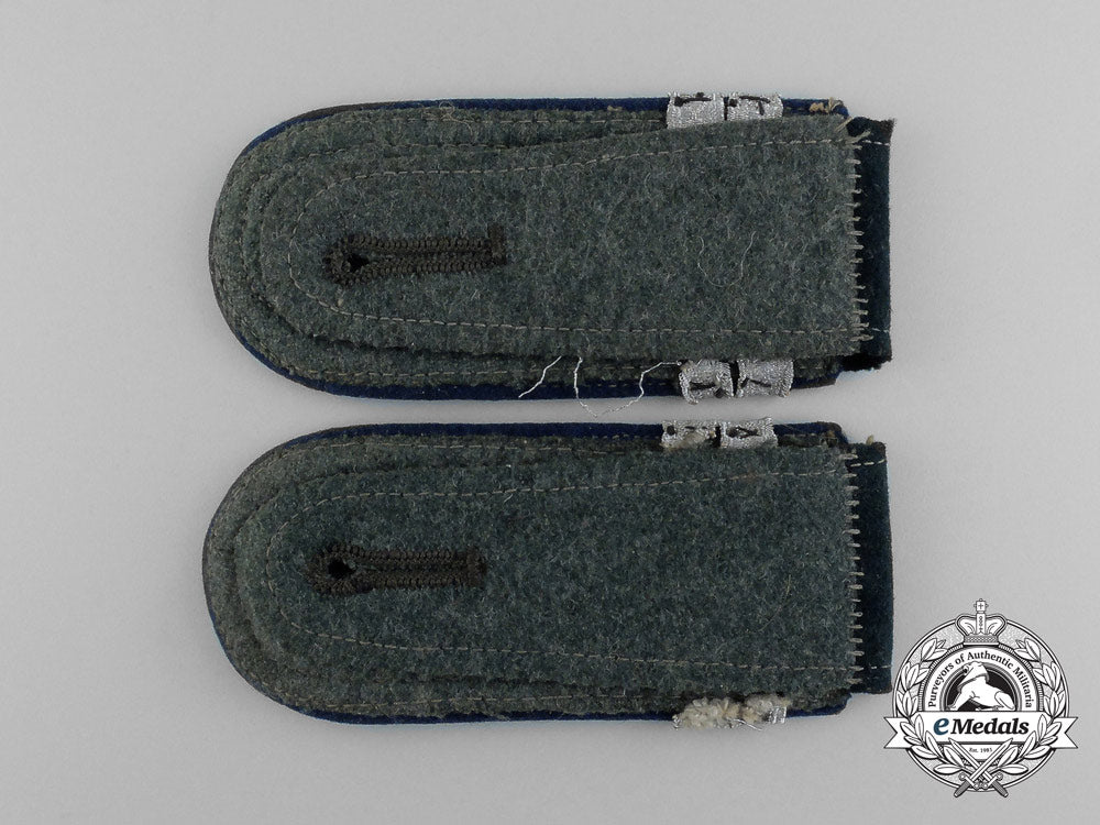 a_pair_of_wehrmacht_medical_sergeant_officer_candidate_shoulder_boards_e_4413