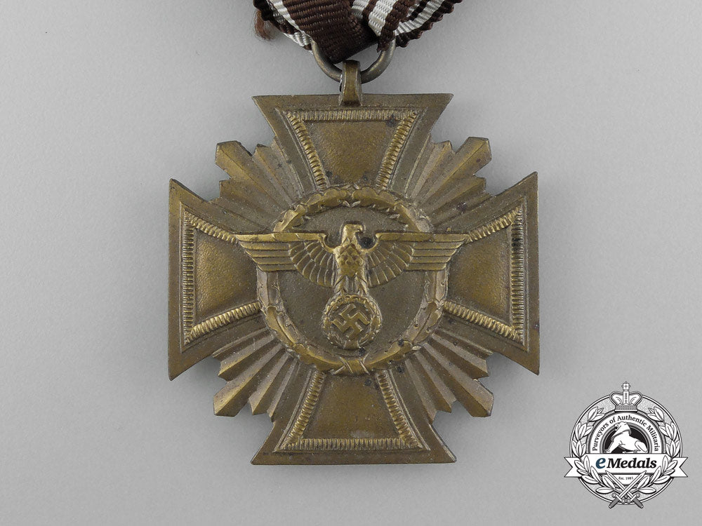 a_nsdap_bronze10-_year(3_rd_class)_long_service_award_set_in_its_box_of_issue_by_fritz_zimmermann_e_4470