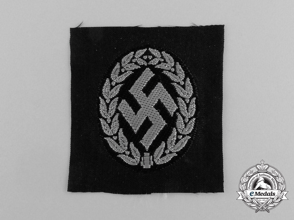 a_mint_and_unissued_schuma_nco’s_m43_cap_insignia_e_4483