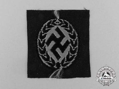 a_mint_and_unissued_schuma_nco’s_m43_cap_insignia_e_4484