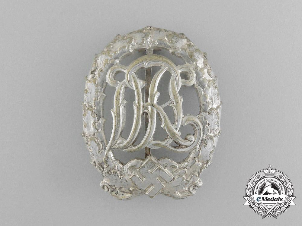 a_silver_grade_drl_sports_badge_by_wernstein_of_jena_e_4569