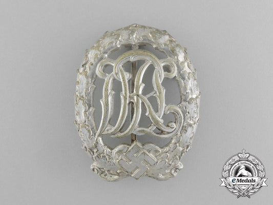 a_silver_grade_drl_sports_badge_by_wernstein_of_jena_e_4569