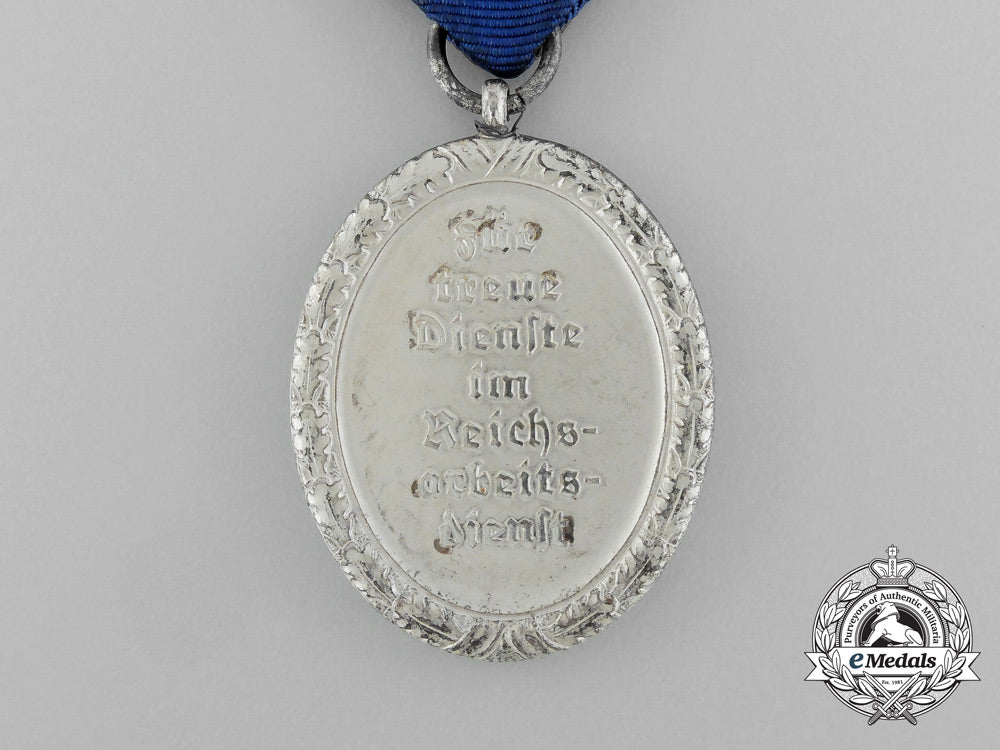 a_rad_long_service_award_for_men;3_rd_class_for12_years_of_devoted_service_e_4577_1