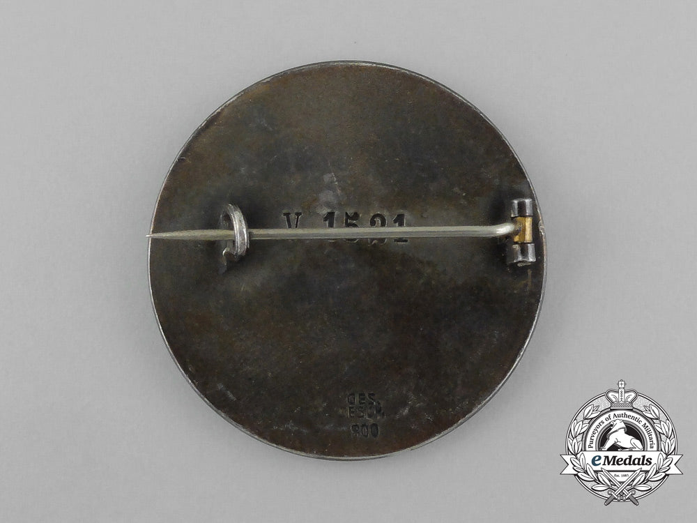 a_silver_national_socialist_people’s_welfare_nurse’s_association_membership_badge_e_4600