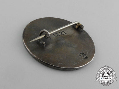 a_silver_national_socialist_people’s_welfare_nurse’s_association_membership_badge_e_4601