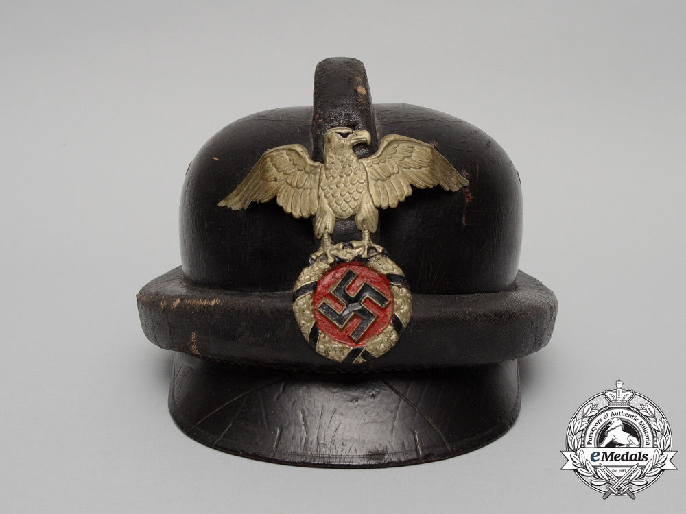 a_first_pattern_nskk_crash_helmet;_named_to_sturmmann_h._albrecht_e_4641