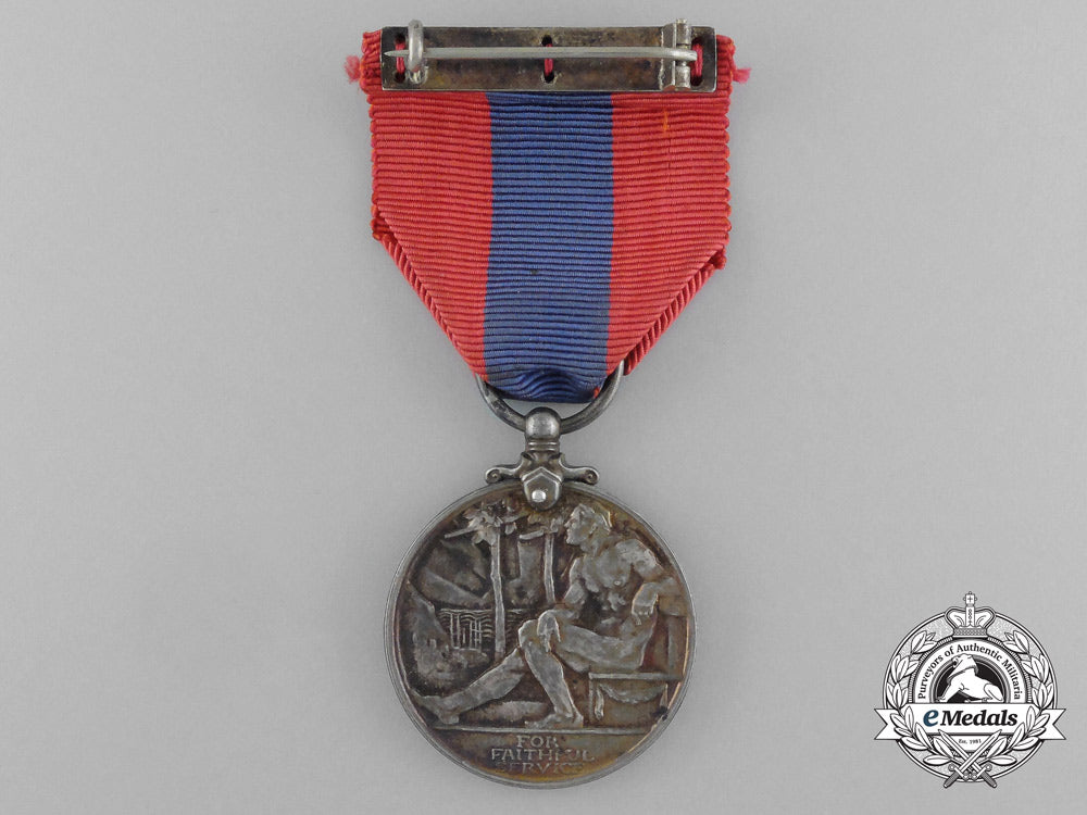 a_first_war_memorial_group_to_lieutenant_urquhart;_no.20_squadron_royal_flying_corps_e_4804