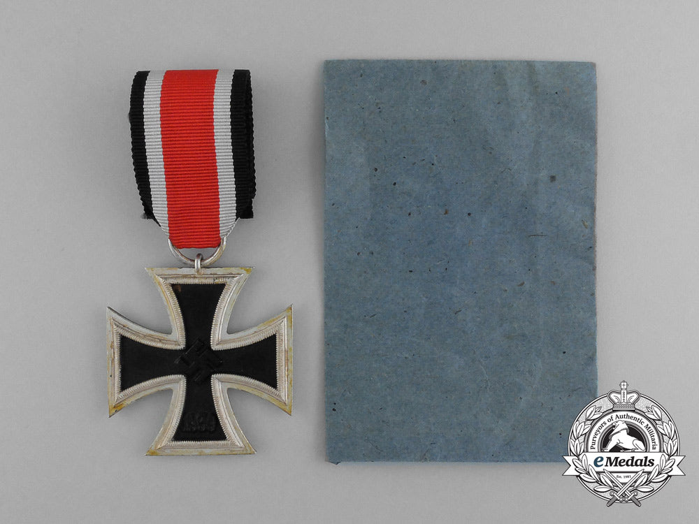 an_iron_cross1939_second_class_in_its_original_packet_of_issue_e_4891