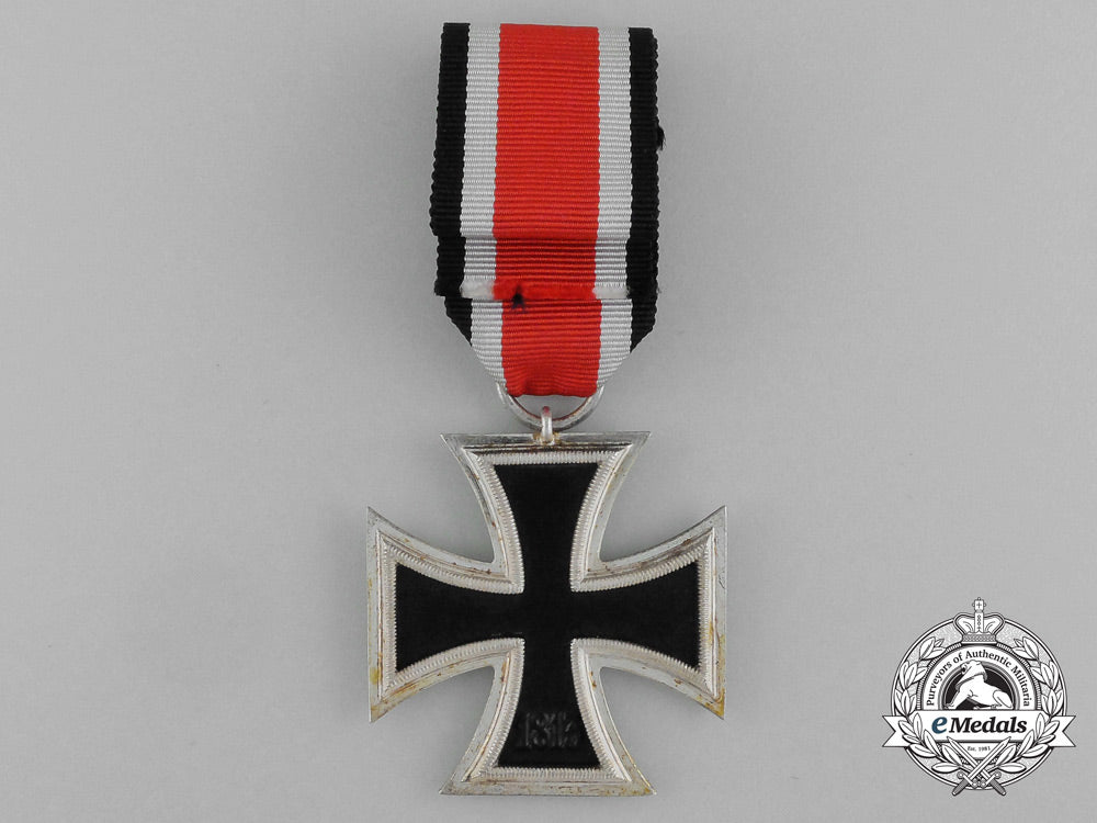 an_iron_cross1939_second_class_in_its_original_packet_of_issue_e_4895