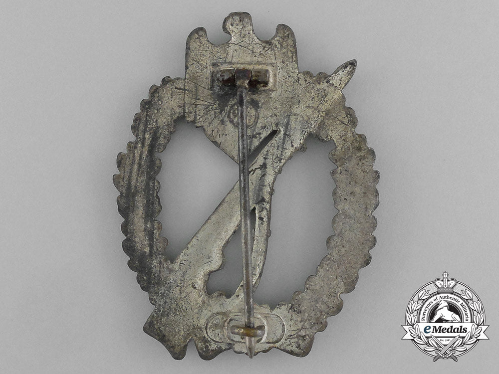 germany,_wehrmacht._an_infantry_assault_badge,_silver_grade,_by_fritz_zimmermann&_söhne_of_lüdenscheid_e_4951