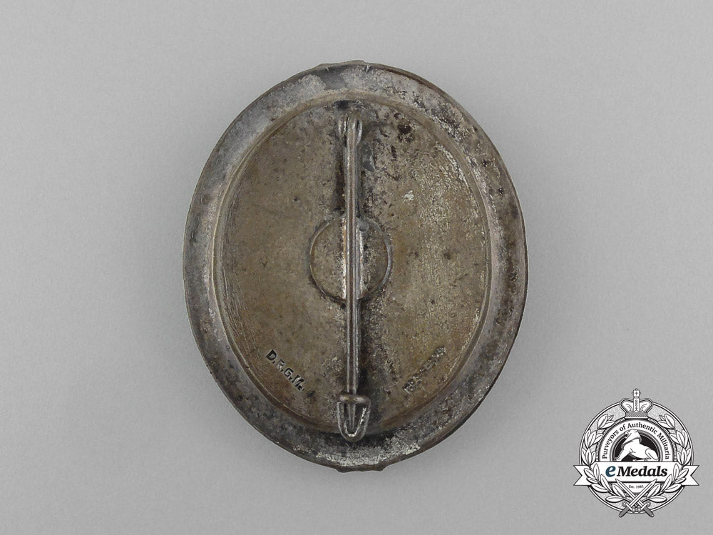 an_association_of_german_veterans_badge_for_front_fighters_of_the_world_war1914-1918_e_5013