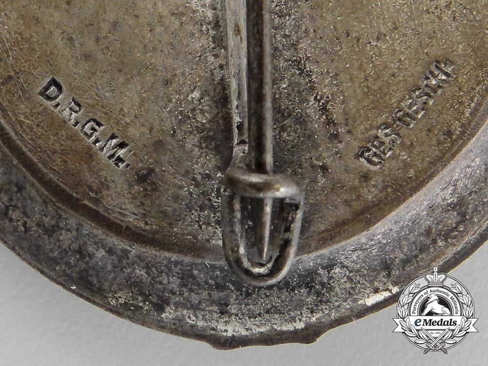 an_association_of_german_veterans_badge_for_front_fighters_of_the_world_war1914-1918_e_5016
