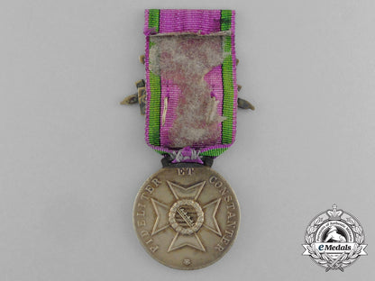 a_saxe-_ernestine_house_order_merit_medal;_gold_grade_with1914/8_and_swords_clasp_e_5042