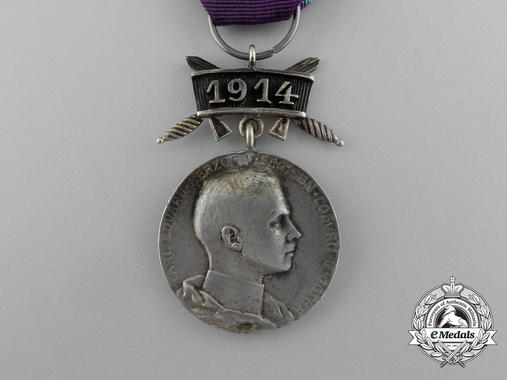 a_saxe-_ernestine_house_order_merit_medal;_silver_grade_with1914_and_swords_clasp_e_5049