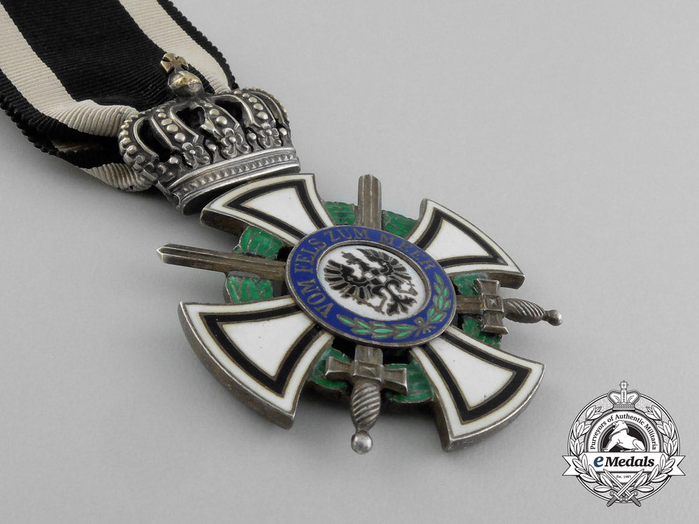 prussian_house_order_of_hohenzollern;_knight's_cross_with_swords_by_friedlander_e_5066