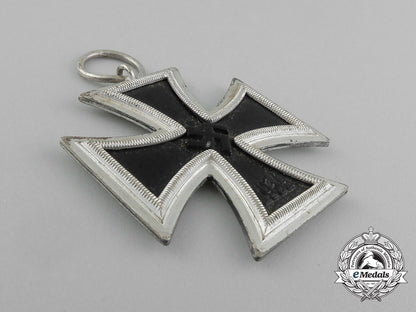 a_mint_iron_cross1939_second_class_by_berg&_nolte_with_its_boutonniere_in_its_packet_of_issue_e_5082