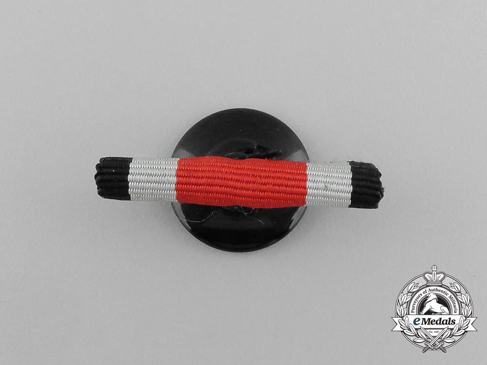 a_mint_iron_cross1939_second_class_by_berg&_nolte_with_its_boutonniere_in_its_packet_of_issue_e_5085