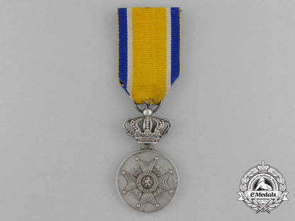 a_dutch_order_of_orange-_nassau;_silver_grade_medal_e_5196