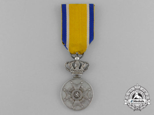 a_dutch_order_of_orange-_nassau;_silver_grade_medal_e_5196