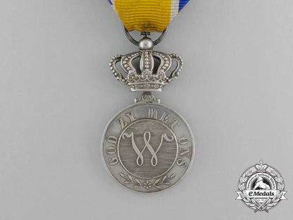 a_dutch_order_of_orange-_nassau;_silver_grade_medal_e_5198