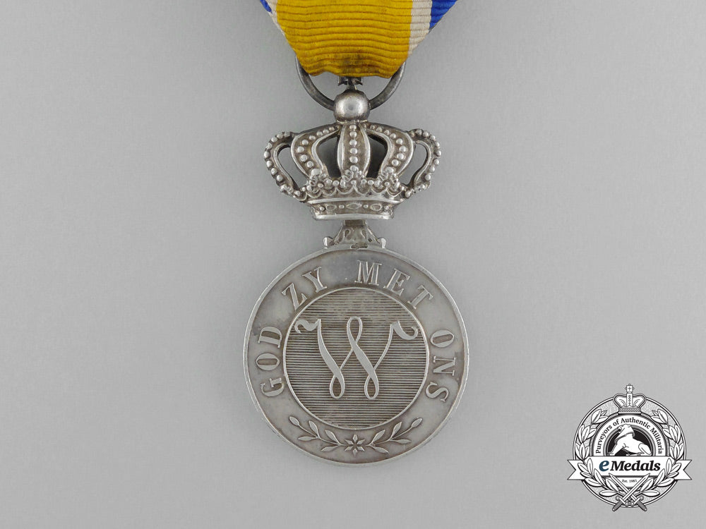 a_dutch_order_of_orange-_nassau;_silver_grade_medal_e_5198