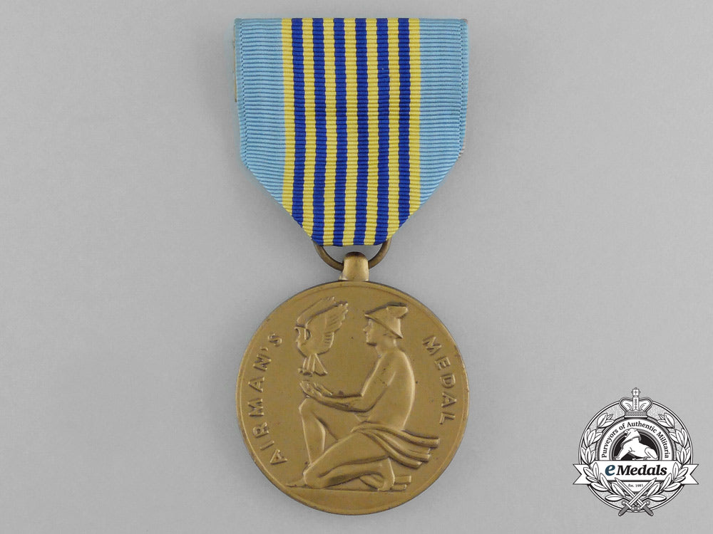 an_american_airman's_medal_with_case_e_5293_1