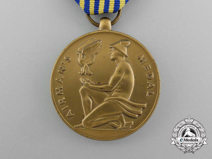 an_american_airman's_medal_with_case_e_5294_1