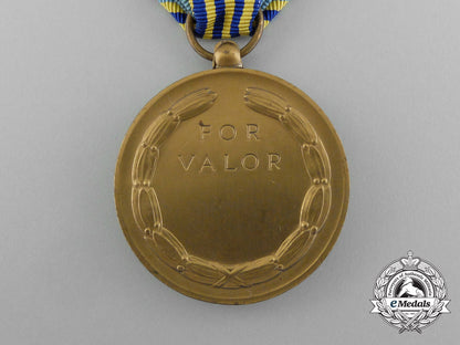 an_american_airman's_medal_with_case_e_5295_1
