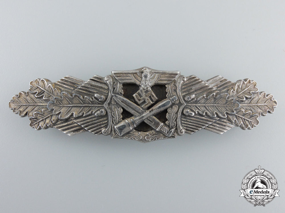 a_silver_grade_close_combat_clasp_e_533