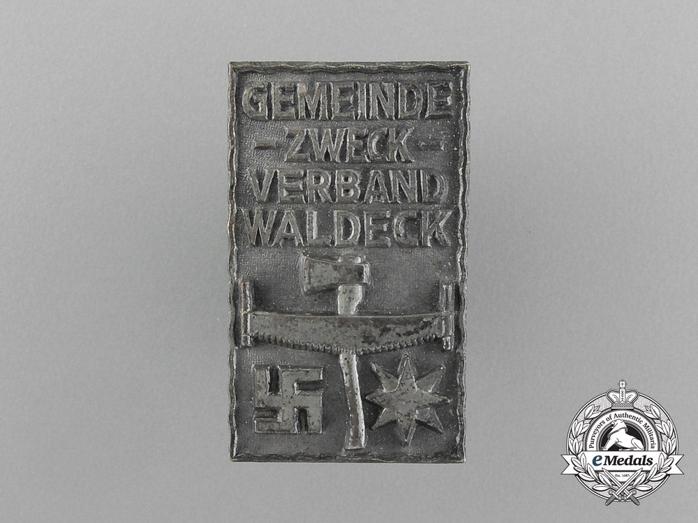 a_third_reich_period_waldeck_region_tea_party_badge_e_5463