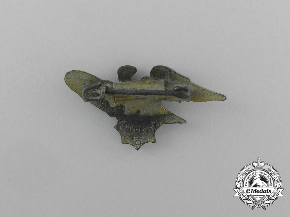 a_second_pattern_rlb(_national_air_raid_protection_league)_membership_lapel_badge_e_5482