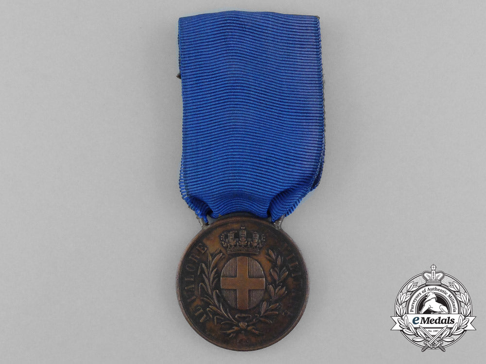 a_first_war_italian_medal_for_military_valour1917_e_6006