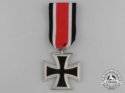 a_mint_iron_cross1939_second_class_in_top_condition_e_6013