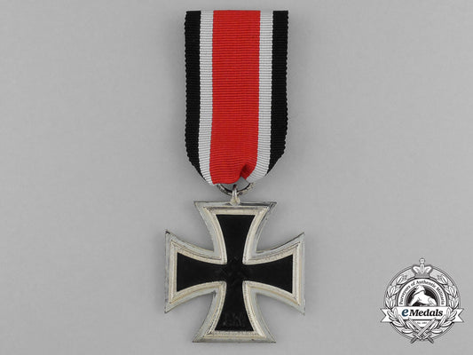 a_mint_iron_cross1939_second_class_in_top_condition_e_6013