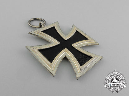 a_mint_iron_cross1939_second_class_in_top_condition_e_6018