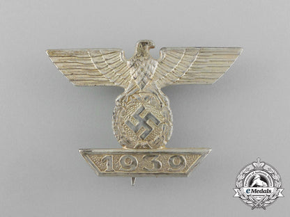 a_fine_clasp_to_the_iron_cross1939_first_class;2_nd_type_by_otto_schinkle_e_6197