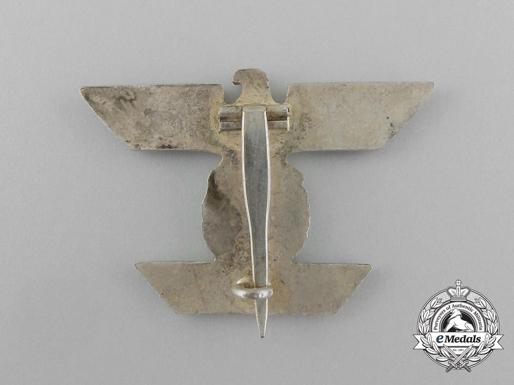 a_fine_clasp_to_the_iron_cross1939_first_class;2_nd_type_by_otto_schinkle_e_6198