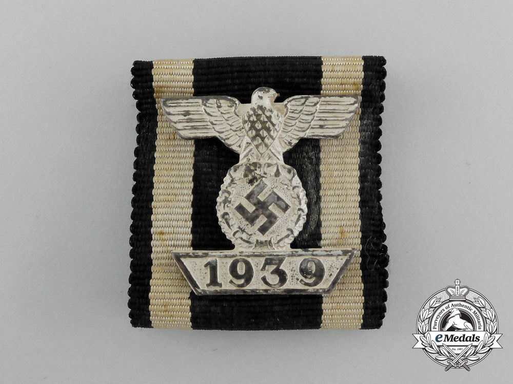 a_fine_clasp_to_the_iron_cross1939_second_class;2_nd_type;_reduced_size_in_its_original_ldo_case_e_6201
