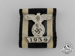 A Fine Clasp To The Iron Cross 1939 Second Class; 2Nd Type; Reduced Size In Its Original Ldo Case