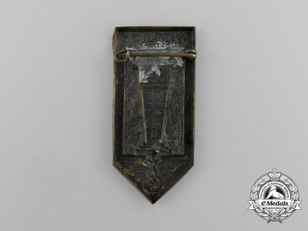 a1933_wittlich_region_district_council_day_badge_e_6375