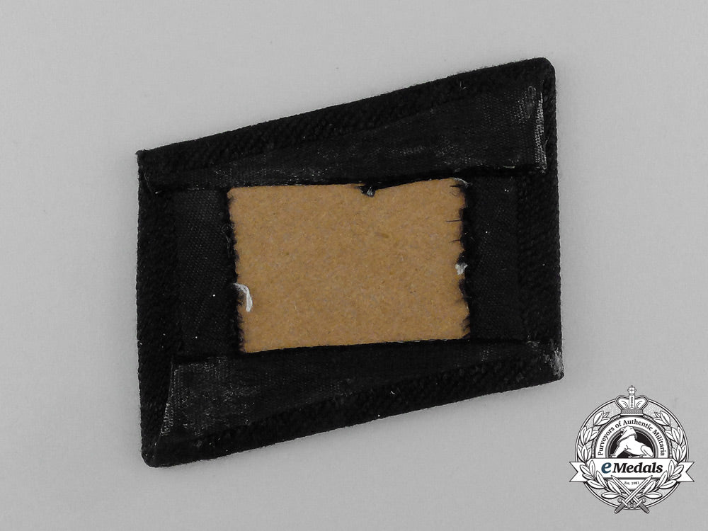 a_single_mint_waffen-_ss_em/_nco’s_bevo_runic_collar_tab_e_6387
