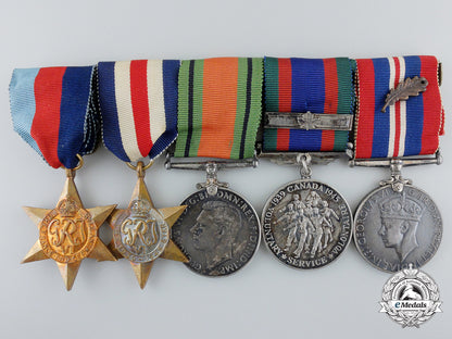 a_memorial_cross&_mid_group_to_private_broad;_north_nova_scotia_highlanders1944_e_639